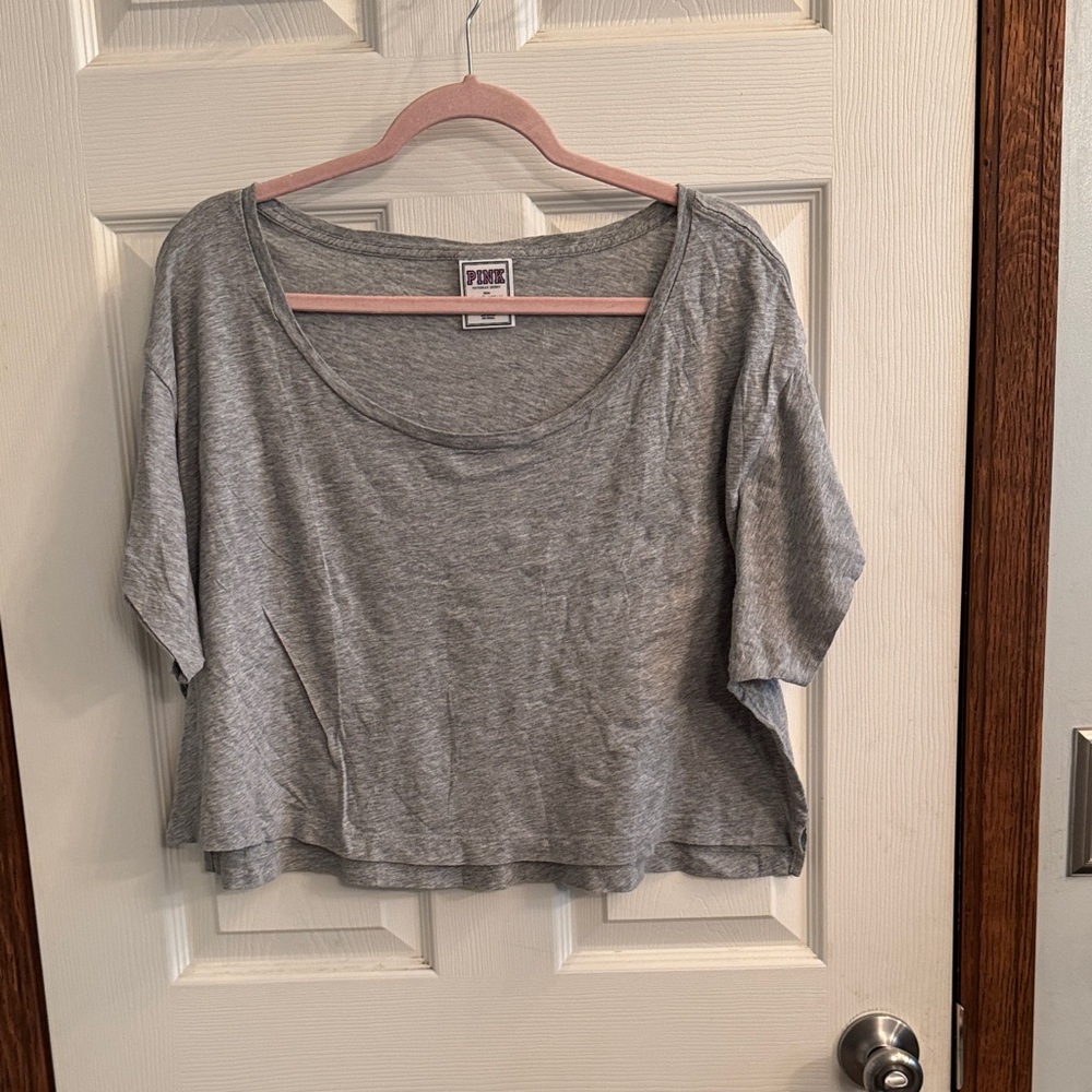 PINK Victoria's Secret Heather Gray Cropped‎ Scoop Neck Tee
